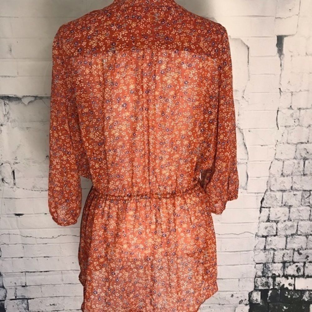 MOSSIMO blouse  - Picture 4 of 6